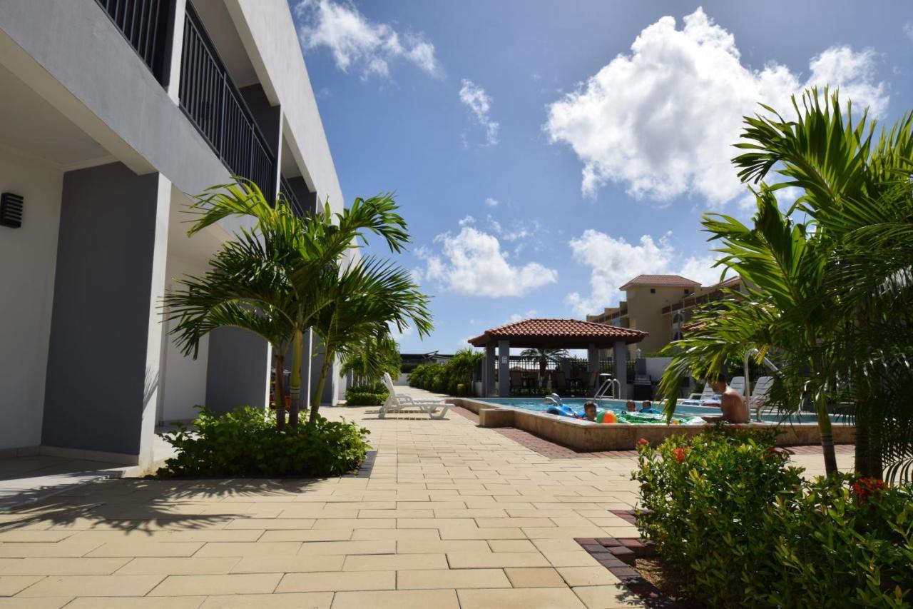 Arena Condos Aruba - 250 m from Eagle Beach Palm Beach Exterior foto