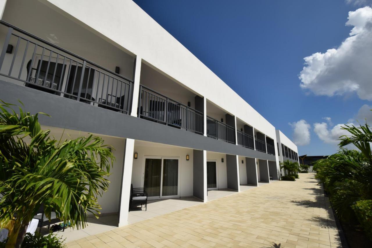 Arena Condos Aruba - 250 m from Eagle Beach Palm Beach Exterior foto