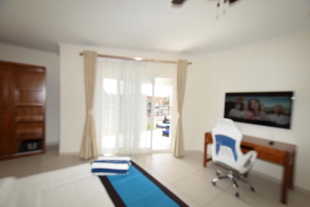 Arena Condos Aruba - 250 m from Eagle Beach Palm Beach Exterior foto