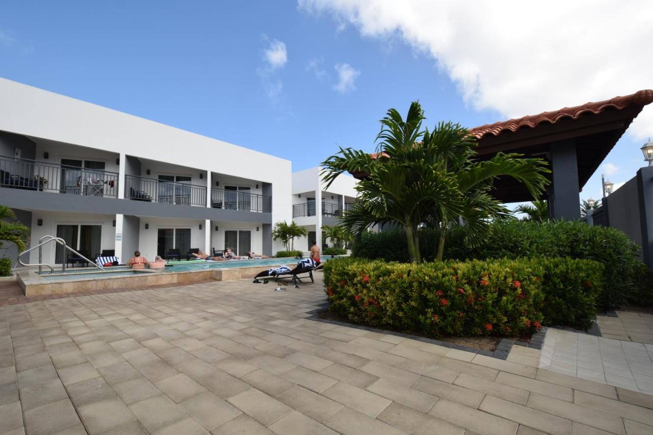 Arena Condos Aruba - 250 m from Eagle Beach Palm Beach Exterior foto