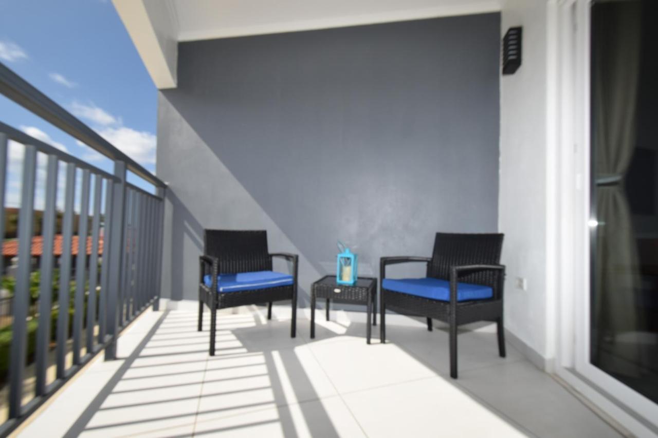 Arena Condos Aruba - 250 m from Eagle Beach Palm Beach Exterior foto